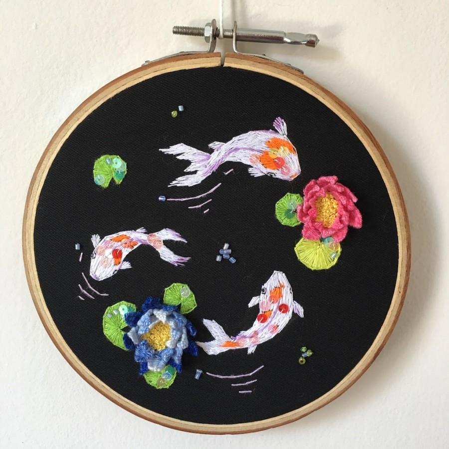 Pajangan Hoop Sulam Ikan Koi - Hand Embroidery