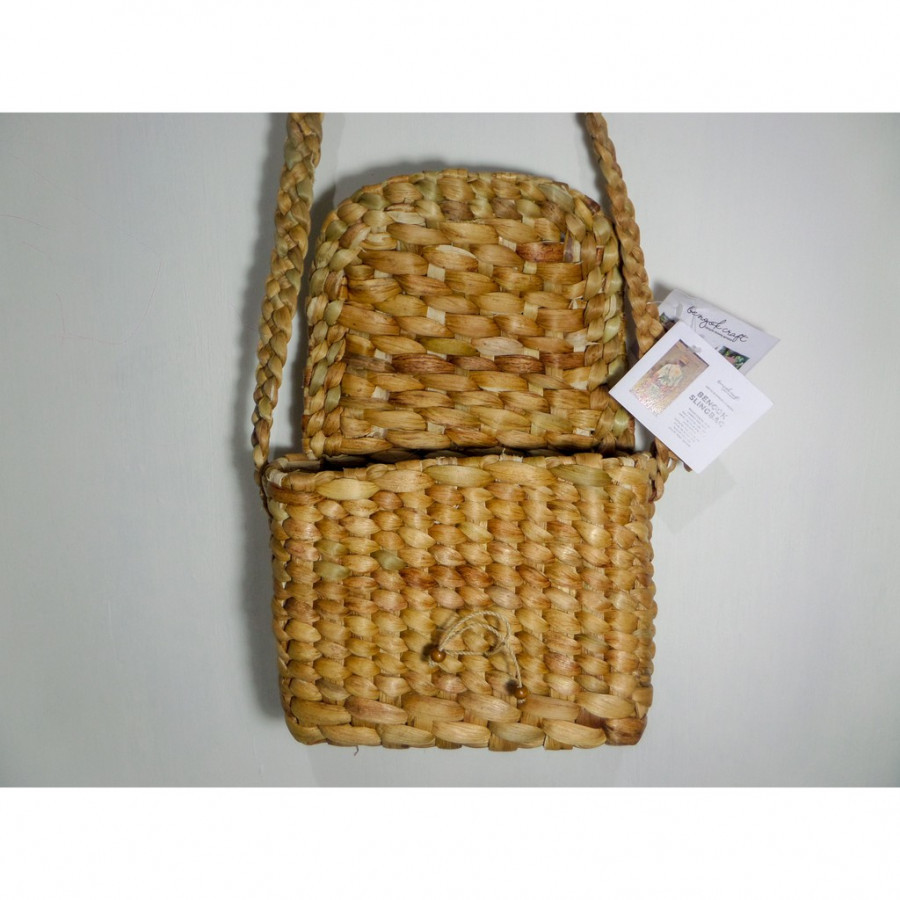 Bengok Sling Bag Small Horizontal_Tas Enceng Gondok Handmade