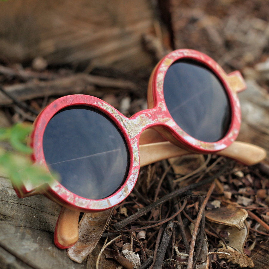 Wooden eyeware