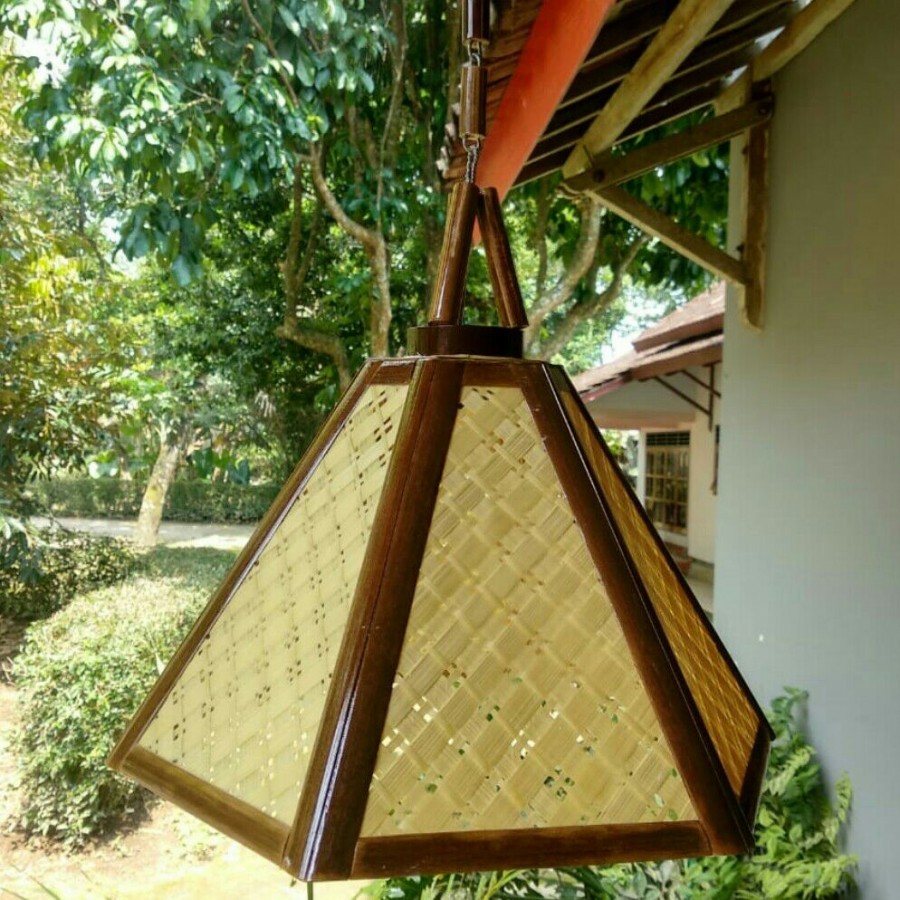 Lampu Gantung Bambu Unik