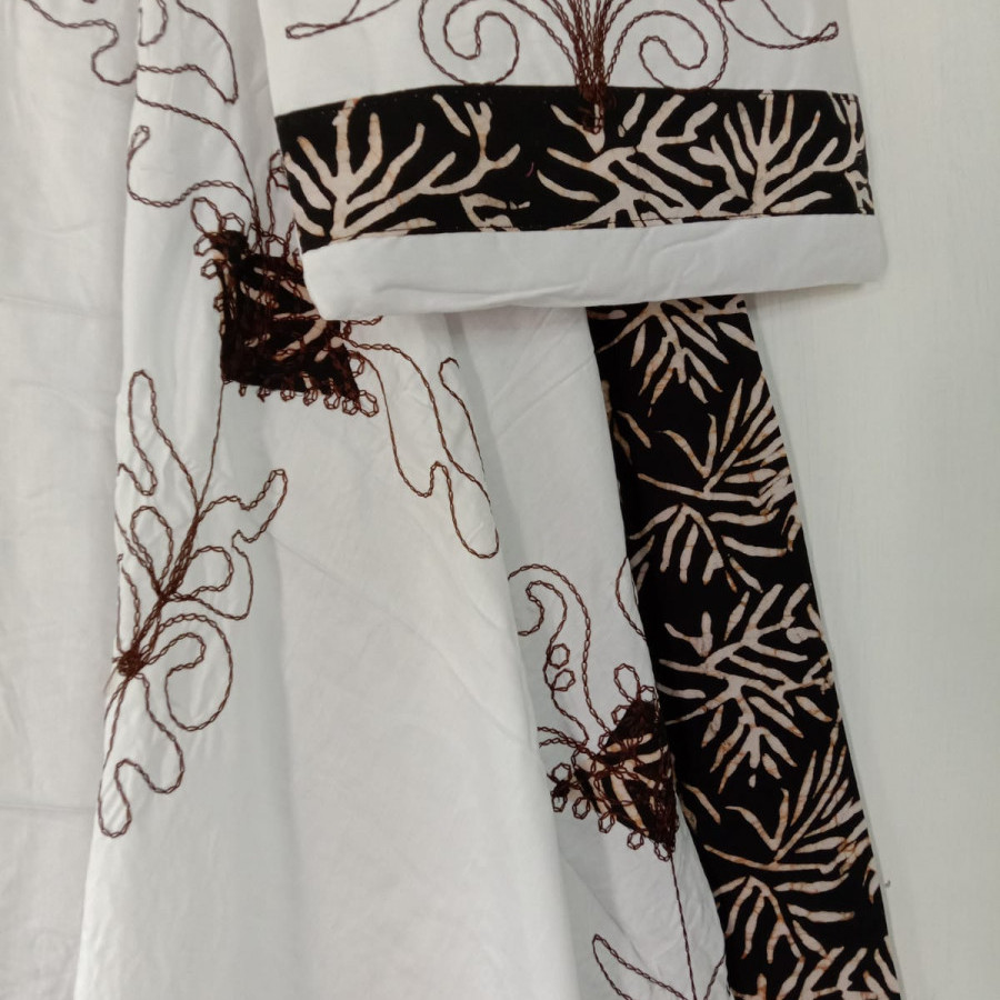 Mukena Batik Rayon Bordir Putih 02