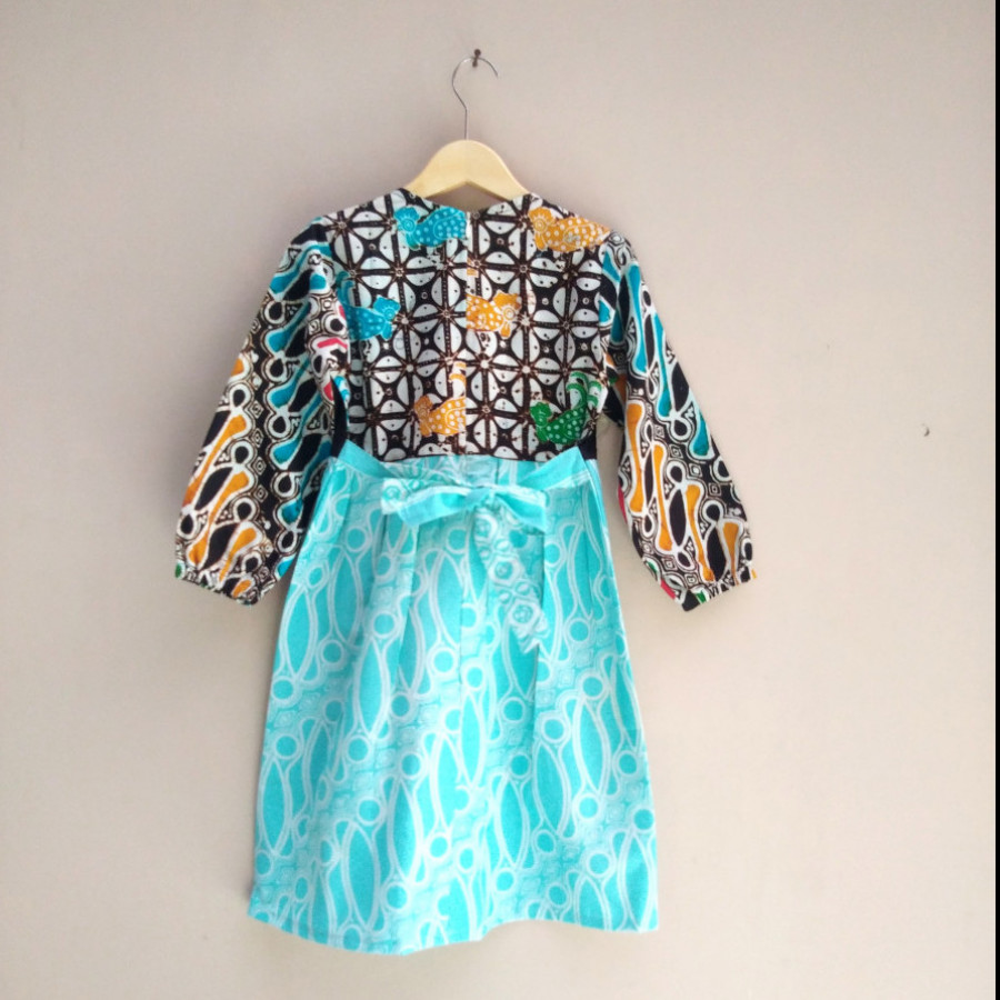 Dress Anak Batik Bunga Bakung  AYM 109 Ku Ka