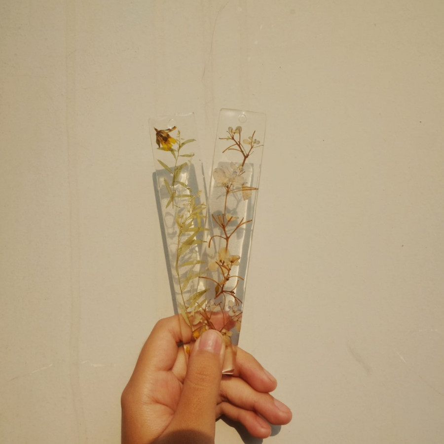 real flower bookmark