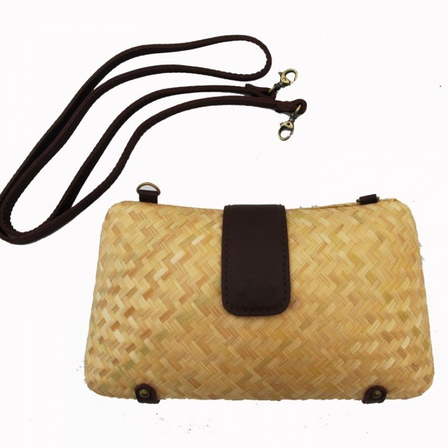 BAMBOO CLUTCH (BROWN)