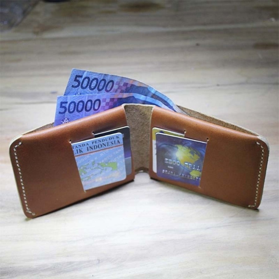 Dompet Pria Kulit Asli Sapi Model Slim Warna Tan (Simple Wallet)