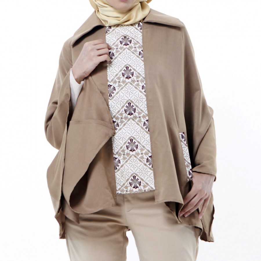 Baju Atasan Blouse Kemeja  Wanita  Creamy Batik Coat Aralus 