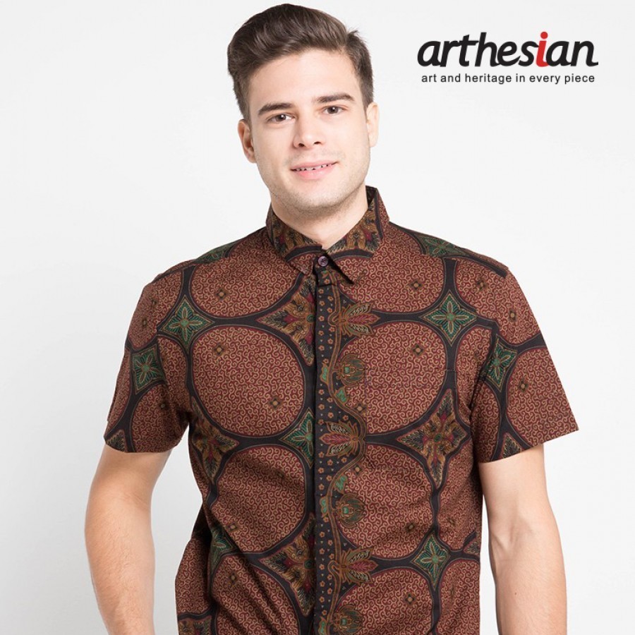 [Arthesian] Kemeja Batik Pria - Kawung Whorl Batik Printing