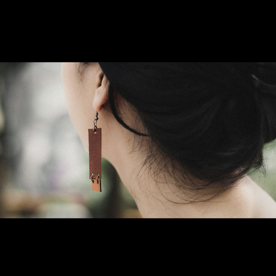 LAKRA Leather Earrings/Anting Kulit