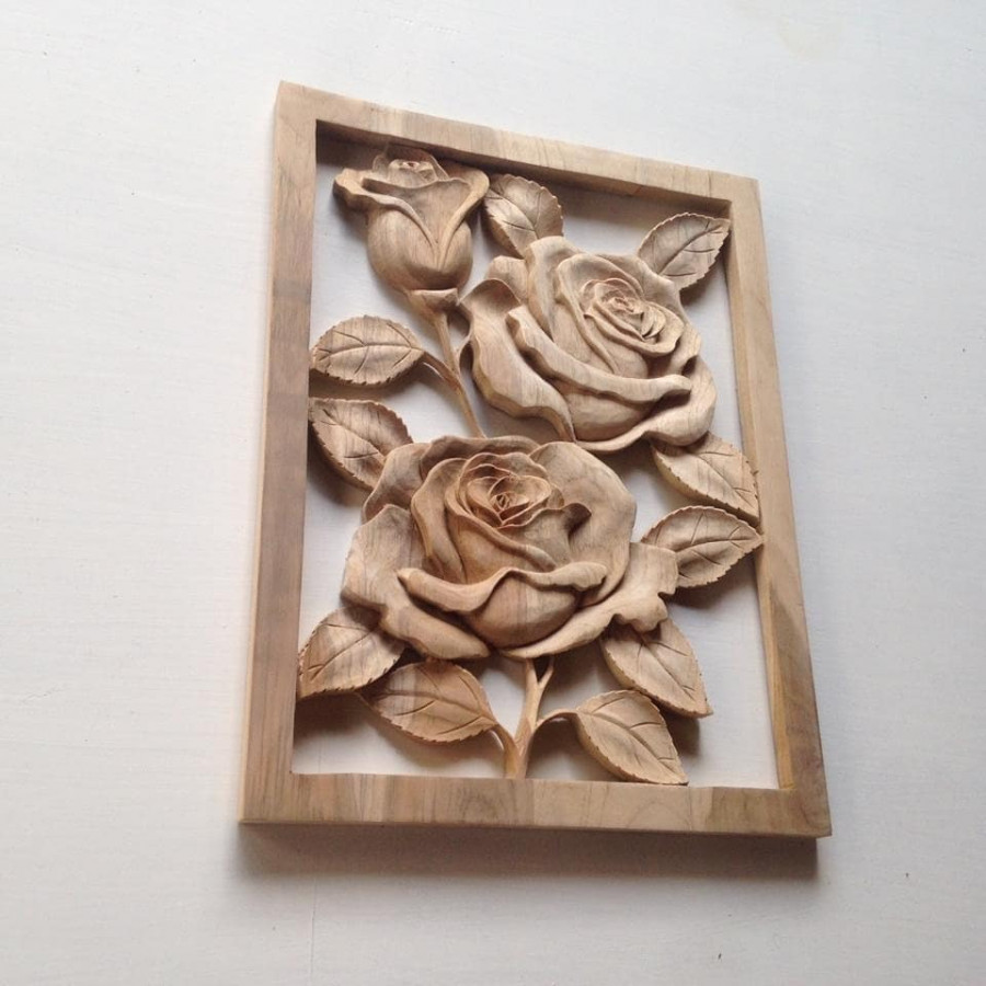 Hiasan dinding kayu jati ukir bunga mawar