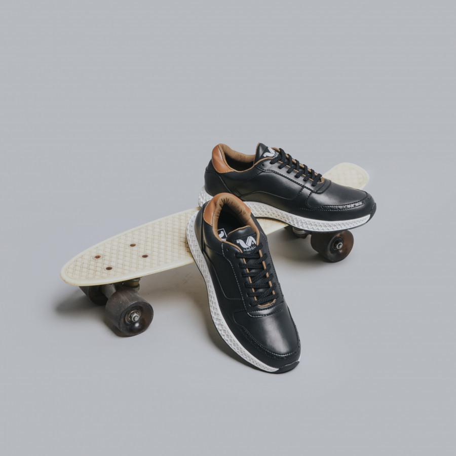 Lunatica Footwear Garreth Black | Sepatu Sneaker Pria Casual