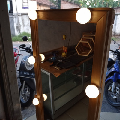 giegee-craft-vanity-mirror-with-storage