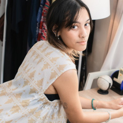 blus-sleeveless-sanctum-krem