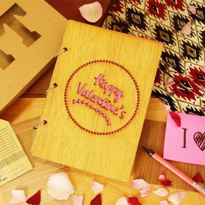 happy-valentine-wooden-notes