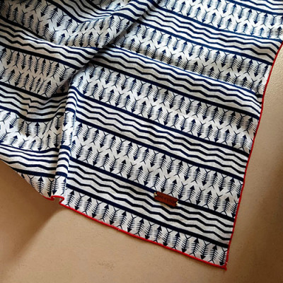 kuta-street-sarong-pareo-blue-navy