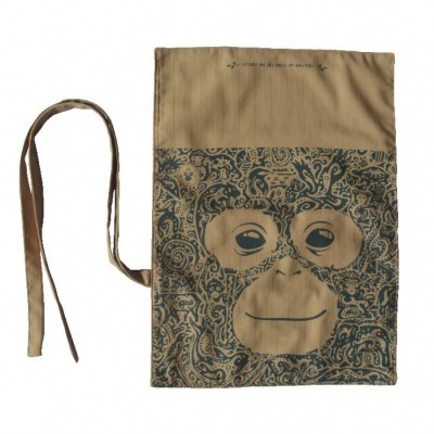 pouch-travel-kit-orangutan-daur-ulang